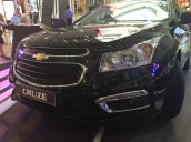 Chevrolet Cruze 1.6L LT - MT 572 triệu tặng dán phim 3m 5 món phụ kiện