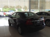 Cần bán Chevrolet Aveo đời 2015, màu đen, nhập khẩu chính hãng, 447tr xe đẹp