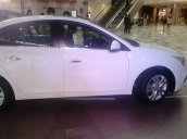 Cần bán xe Chevrolet Cruze LTZ đời 2015, màu trắng