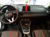 Bán Mazda 2 đời 2015, màu trắng, nhập khẩu, như mới, giá 655tr