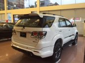 Toyota Fortuner 2015 – phiên bản mới nhất với sự thay đổi trong thiết kế đã mang lại một hình ảnh chiếc xe mới ấn tượng