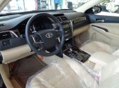 Bán Toyota Camry đời 2015, màu đen, 1 tỉ