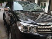 Toyota Fortuner 2.7G đời 2011, màu sơn đen xe chính chủ biển Hà Nội