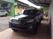 Bán xe Toyota Fortuner đời 2015 giá tốt