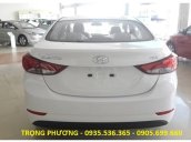 Bán xe Hyundai Elantra 2015, màu trắng, nhập khẩu chính hãng