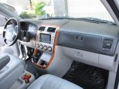 Cần bán Kia Carnival đời 2006, màu bạc, nhập khẩu chính hãng, như mới, giá 298tr