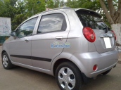 Tôi muốn bán chiếc xe Chevrolet Spark 2009, số sàn trước mua để chạy taxi