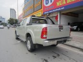 Bán xe Toyota Hilux đời 2010, màu ghi vàng, nhập khẩu Thái Lan