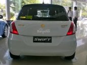 Bán Suzuki Swift đời 2015, màu trắng  0906031699