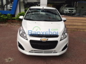 Cần bán xe Chevrolet Spark đời 2015, màu trắng, xe nhập