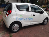 Cần bán xe Chevrolet Spark đời 2015, màu trắng, xe nhập