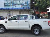 Cần bán xe Ford Ranger XL 4x4 MT đời 2015, màu trắng, nhập khẩu nguyên chiếc