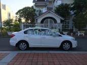 Cần bán Honda Civic sản xuất 2013, màu trắng, xe nhập, số tự động 