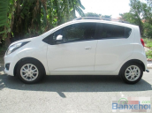 Chính chủ cần bán xe Chevrolet Spark năm 2014, màu trắng