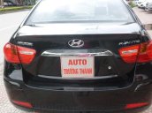 Cần bán gấp Hyundai Avante đời 2011, màu đen, số tự động