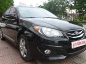 Cần bán gấp Hyundai Avante đời 2011, màu đen, số tự động