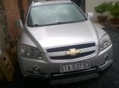 Cần bán gấp xe Chevrolet Captiva - cũ nhập khẩu đời 2010, màu trắng, số tự động