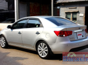 Cần bán lại xe Kia Forte SLI 1.6AT sản xuất 2009, màu bạc, nhập khẩu Hàn Quốc 