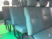 Cần bán Toyota Hiace 16 chỗ đời 2011. Gia đình sử dụng rất kỹ, không kinh doanh