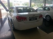 Chevrolet Cruze đời 2015 giá cạnh tranh cần bán