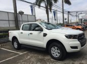 Cần bán xe Ford Ranger XLS 4x2 AT phiên bản 2017, đủ màu, nhập khẩu nguyên chiếc, trả góp giá rẻ nhất Lạng Sơn