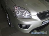 Xe Kia Carens 1.8 2012 cũ màu vàng đang được bán