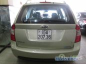 Xe Kia Carens 1.8 2012 cũ màu vàng đang được bán