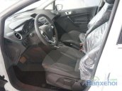 Bán Ford Fiesta đời 2015, màu trắng, 584tr