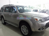 Cần bán lại xe Ford Everest 4x2MT đời 2014, mới chạy 14.000km, 745tr