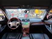 Cần bán lại xe Toyota Camry 2.4G năm 2009, màu đen, xe nhập