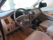 Cần bán xe Toyota Innova G năm 2010, màu bạc, giá 610tr