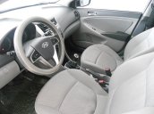 Cần bán xe Hyundai Accent năm 2014, màu bạc, nhập khẩu chính hãng, số sàn