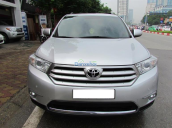 Bán Toyota Highlander SE đời 2010, màu bạc, nhập khẩu nguyên chiếc