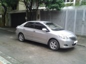 Tôi cần bán chiếc xe Toyota Vios 1.5 E đời 2010 màu bạc, xe chính chủ biển Hà Nội