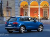 Cần bán Volkswagen Touareg GP đời 2016, màu xanh lam, nhập khẩu chính hãng