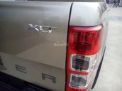 Bán xe Ford Ranger 2.2 XLT đời 2017, nhập khẩu, tặng nắp thùng, tặng lót chính hãng, đủ màu, giao xe luôn