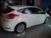 Bán xe Ford Focus Titanium đời 2017, Sync 3, giá hấp dẫn 735tr cùng nhiều quà tặng giá trị