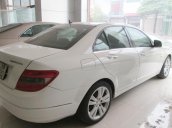 Bán Mercedes C200 đời 2009, màu trắng giá cạnh tranh