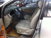 Xe Toyota Innova V 2010, màu bạc, nhập khẩu nguyên chiếc, số tự động, giá 635tr