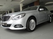 Thanh toán trước 608 triệu để mua xe Mercedes E200 mới 100% 2015