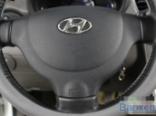 Cần bán xe Hyundai i10 1.1MT đời 2012, màu trắng