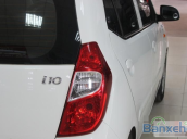 Cần bán xe Hyundai i10 1.1MT đời 2012, màu trắng