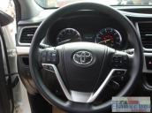 Cần bán Toyota Highlander đời 2015, màu trắng