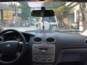 Cần bán lại xe Ford Focus 1.8AT năm 2013, màu đen, chính chủ