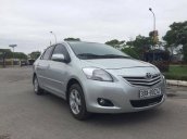 Cần bán xe Toyota Vios đời 2010, màu bạc, nhập khẩu nguyên chiếc