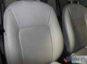 Cần bán xe Hyundai i10 1.1MT đời 2012, màu trắng