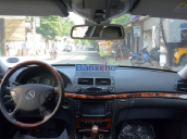 Bán xe Mercedes E280 đời 2005, màu đen, số tự động