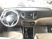 Cần bán xe Hyundai Tucson đời 2015, màu trắng, nhập khẩu