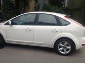 Bán ô tô Ford Focus 1.8AT đời 2011, màu trắng, giá chỉ 520 triệu  