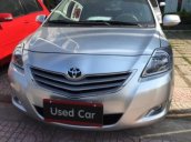 Cần bán Toyota Vios 2013, màu bạc, số sàn, 540 triệu